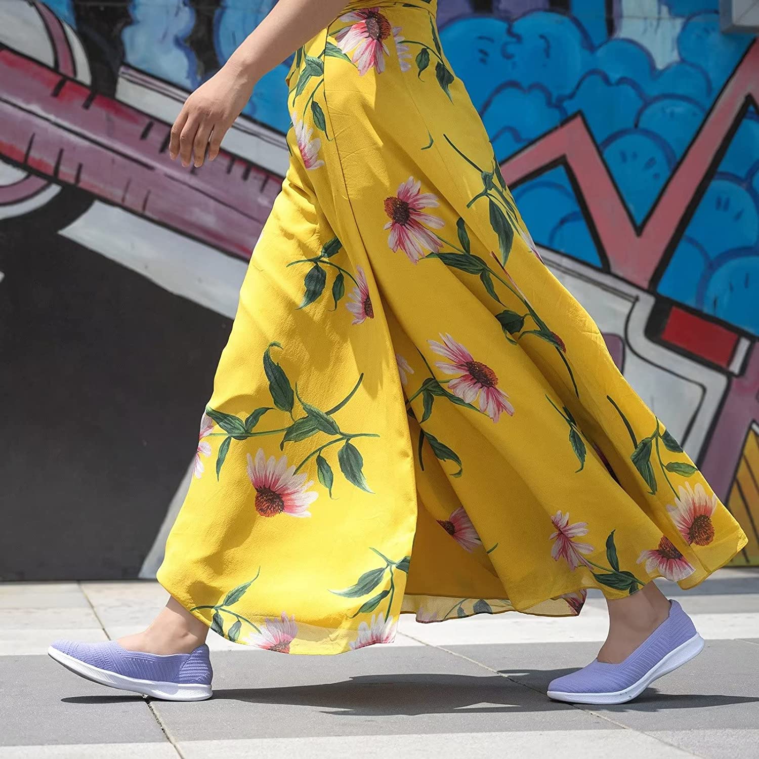 Womens Slip On Walking Shoes Breathable Mesh Casual Flats Shoes Low-Top Lightweight Loafers